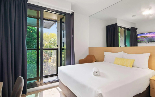 Ibis Darwin Airport Hotel