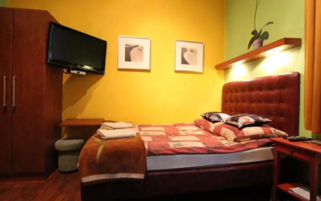 Rainbow Apartments 2