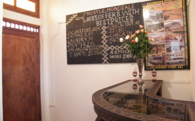 Hostel Mondial