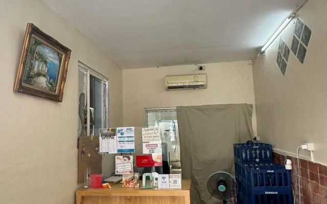 Sukhum Mega Bangna Guest House