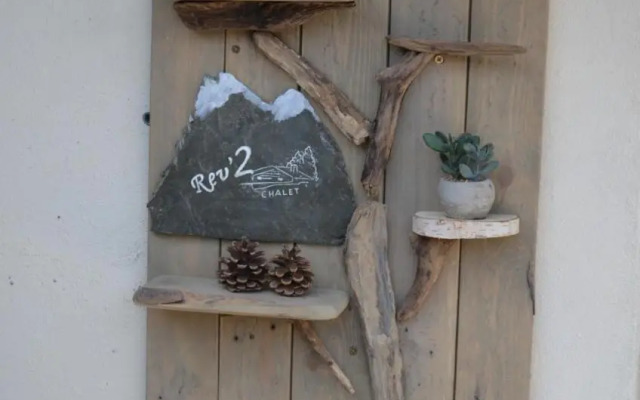 Rev2chalet