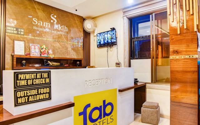 Fabhotel Om Palace