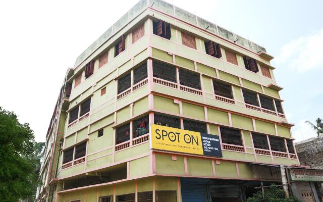 SPOT ON 43309 Indra Bhawan Lodge