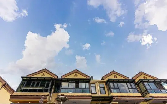 Yichun Huge Hot Spring Holiday Villa