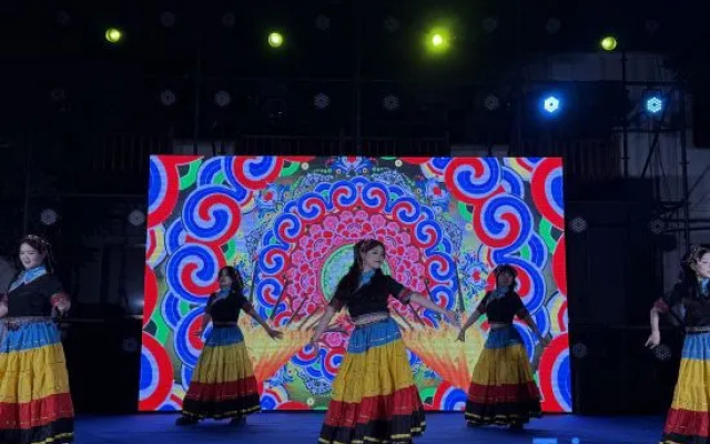 Qingyun Mountain House (Zhaotong Dashanbao Scenic Area) – Entertainment – Zhaotong