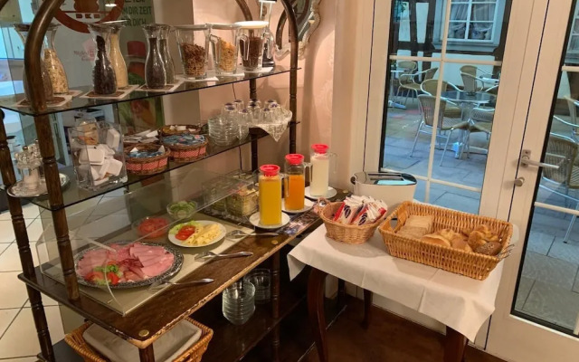Hotel Café Adler