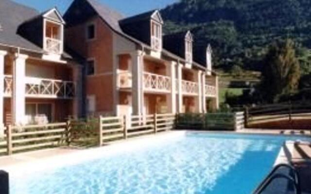 Appartement Esquièze-Sère, 3 Pièces, 7 Personnes - Fr-1-402-1