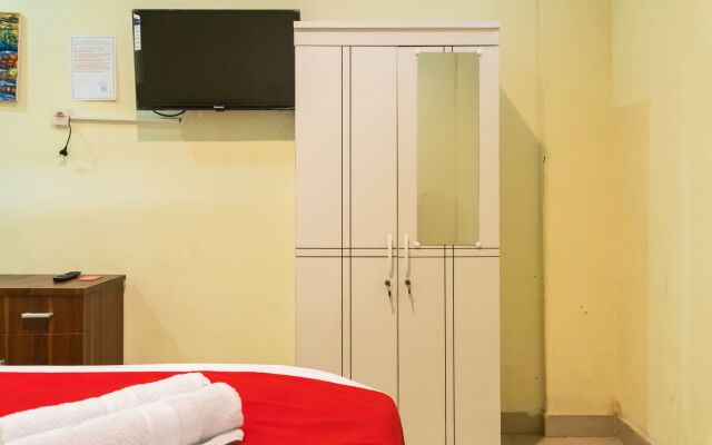 RedDoorz near Titi Bobrok Medan 2