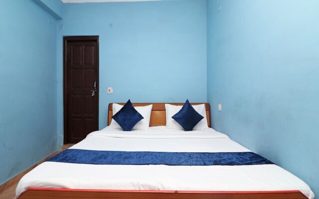 OYO 13922 Hill View 2BHK Kempty Fall