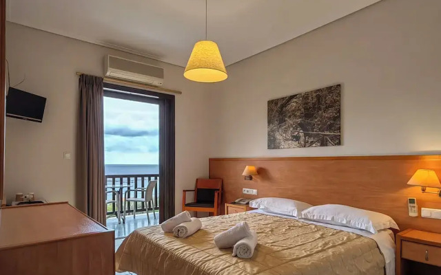Corali Hotel