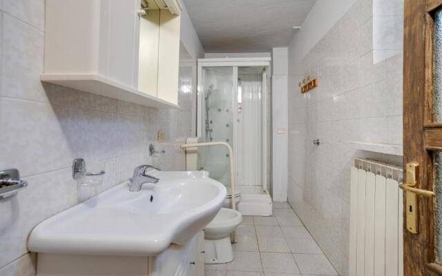 Villa Ciraldo in Monferrato with garden