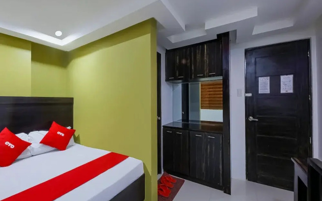 OYO 862 Jqv Hotel (Vaccinated Staff)