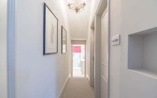 Immaculate, Boutique Home in Shepherds Bush