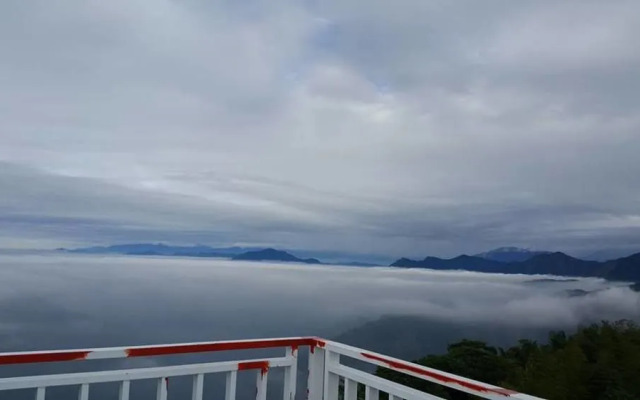 Shen Shan Lin Nai B&B