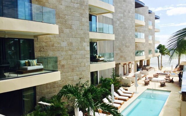 Thompson Playa Del Carmen Beach House