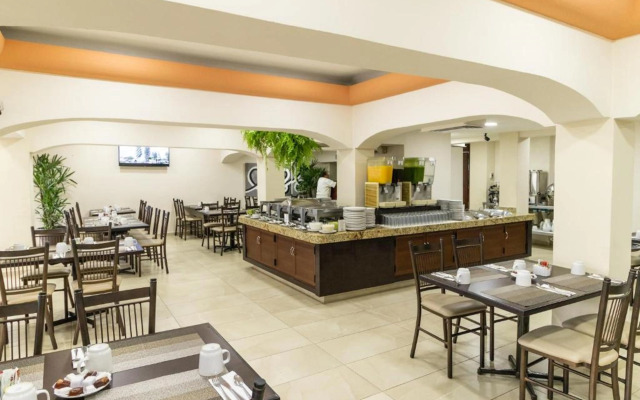 Howard Johnson by Wyndham Veracruz