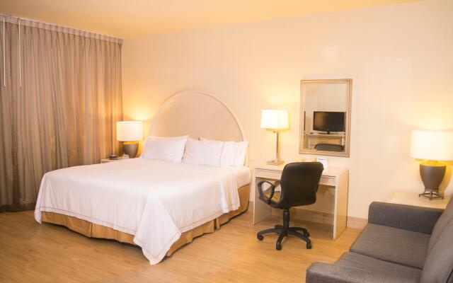 Holiday Inn Express Monterrey Galerias by IHG