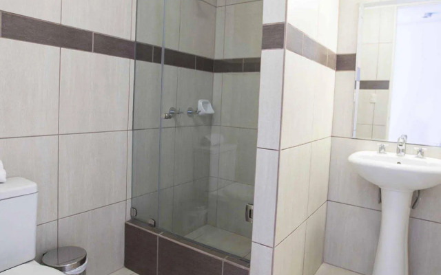 Miraflores Luxury Apartments Alcanfores