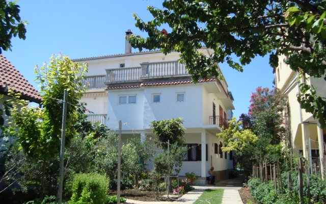 Room Aleksandra - 10 m from sea: R7 Bibinje, Zadar riviera