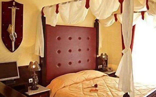 Castello Di Cavallieri Suites