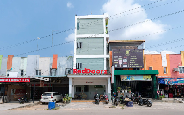 RedDoorz near Hang Nadim Batam Airport