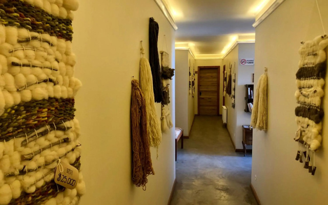 Hotel 381