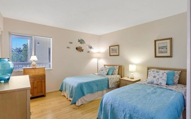 Eagle Cay Building 3-204