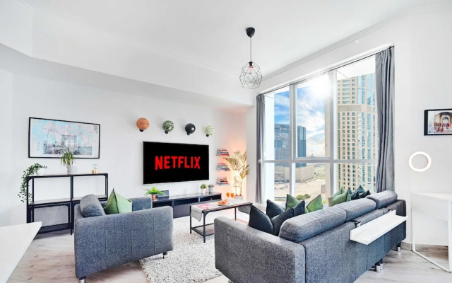 LUX The Dubai Marina View Suite