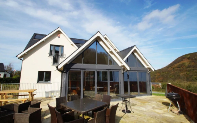 Holiday Home Tresaith