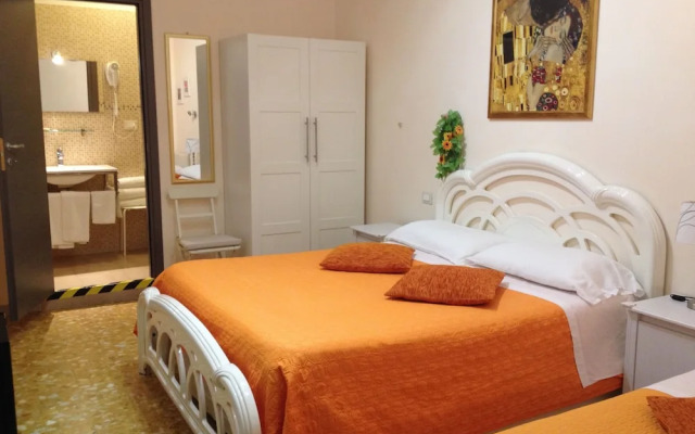 B&B Vatican Golden Rooms