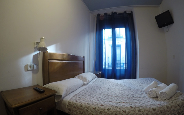 Hostal MYD Los Perales