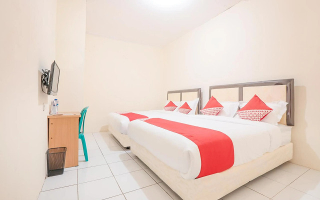 Super OYO 160 Lontar Residence