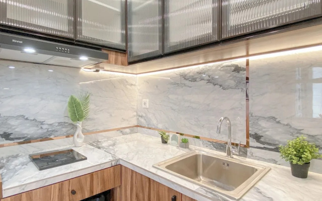 Spacious And Homey Studio Apartment At Pollux Chadstone