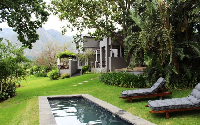 Arumvale Country House