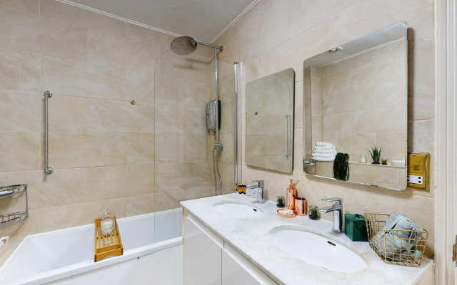 Park Lane Apartments - Clarges St