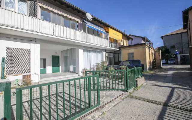 Darma s House 3 Minutes From Monate Lake