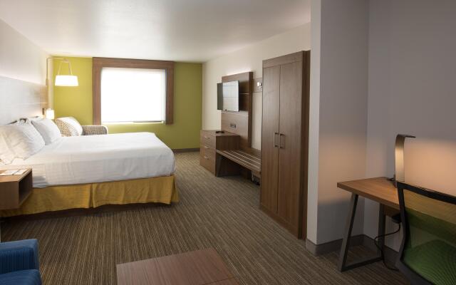 Holiday Inn Express Hotel & Suites Hesperia, an IHG Hotel