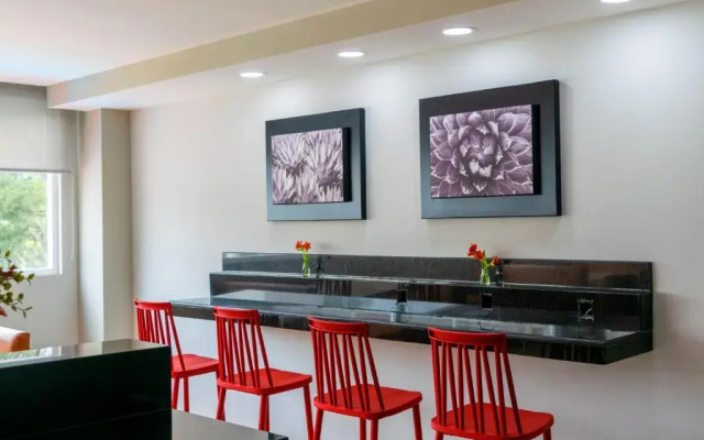 Hotel 5 Inn Plus