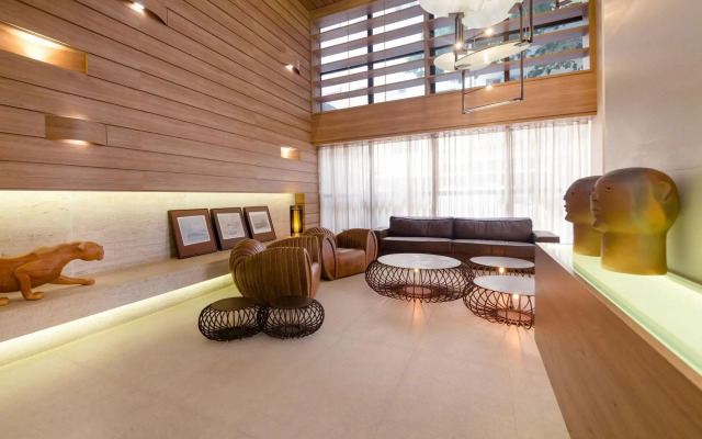 Ritz Copacabana Hotel