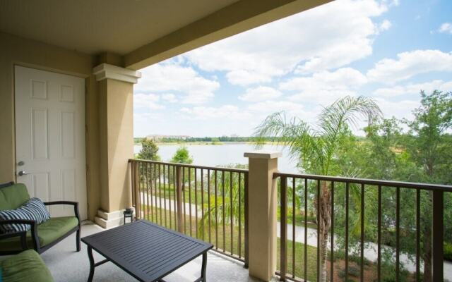 5024 Shoreway Loop #208 - 3 Br condo by RedAwning