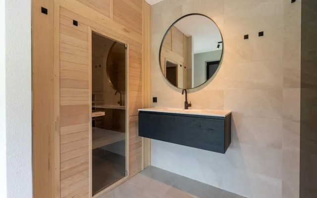 Villa With Sauna and Heated Pool Near Harderwijk
