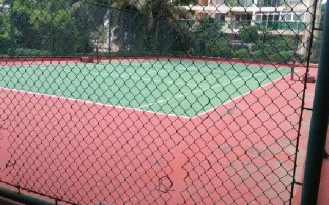 Yehai Shangpin Holiday Hotel
