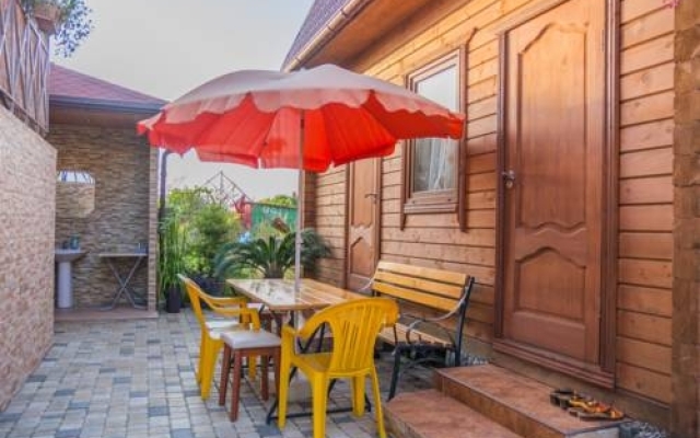 Arina Guest House