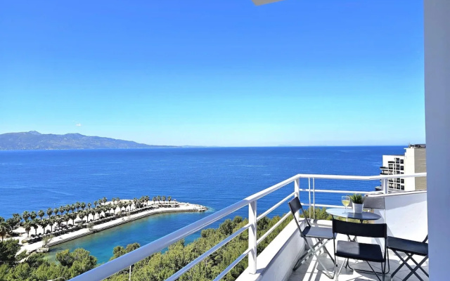 Two Bedroom Apartment With Sea View-061