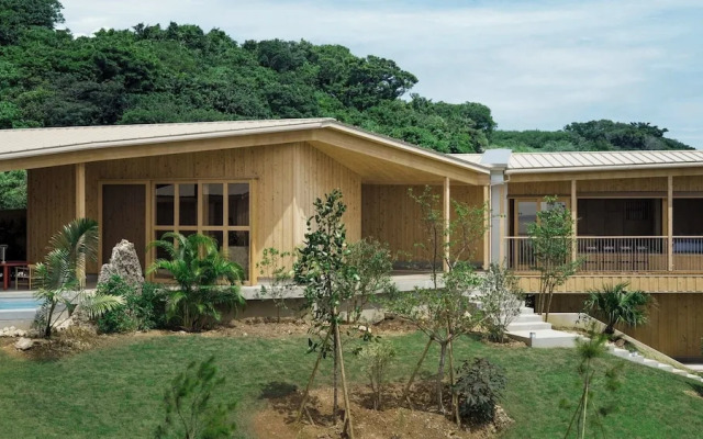 YAWN YARD Kouri Island