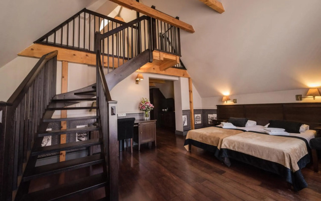 Holland House Residence Old Town