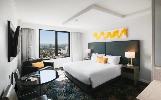 voco Gold Coast by IHG