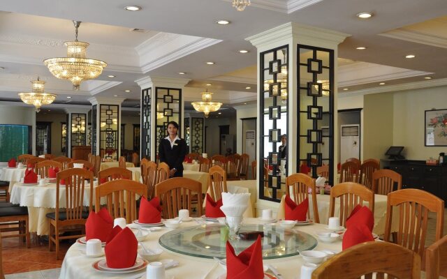 Le President Hotel