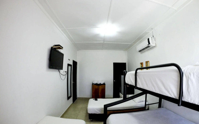 Villa Sarie Bay Hotel