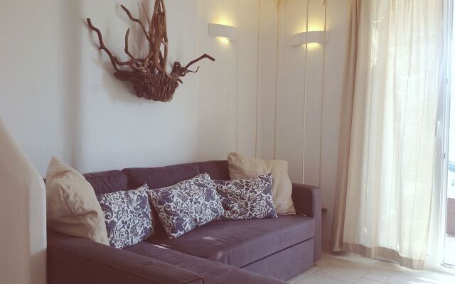 Marcia Suites